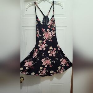 Almost Famous Black Floral Dress
